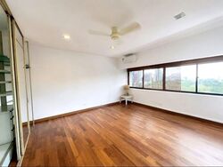 Townhouse Apartments (D9), Apartment #589837881
